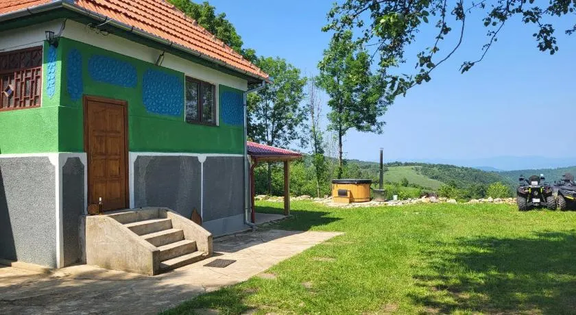 Casa Verde - Image 1