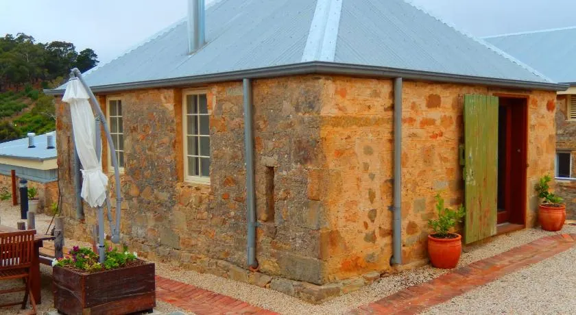 Morialta Barns - Image 1