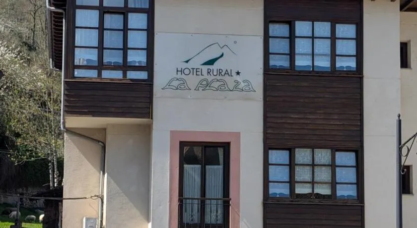 Hotel Rural la Plaza - Image 1