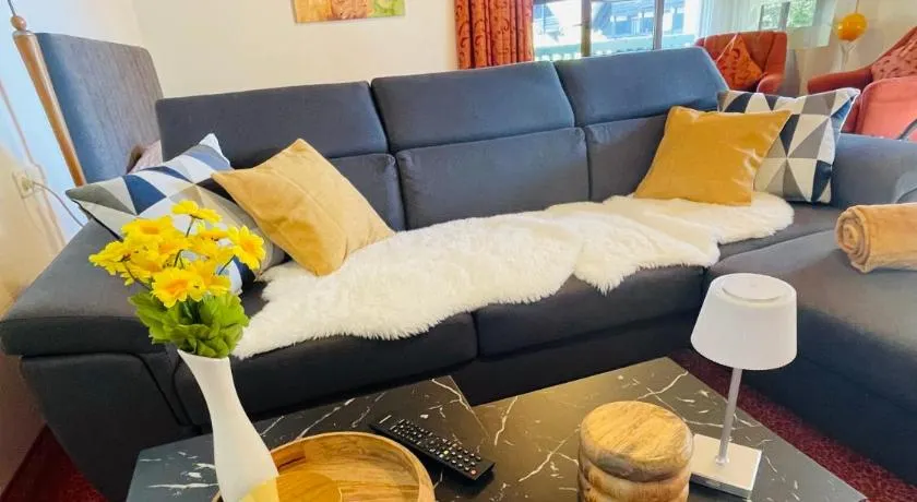 Die CLASSIQUE Suite 65qm - Viel Platz für Ihre Auszeit - Großer Eckbalkon, Badewanne, Vierbeiner- & Familien, Parkgarage - AppHaus Poseidon - Image 1
