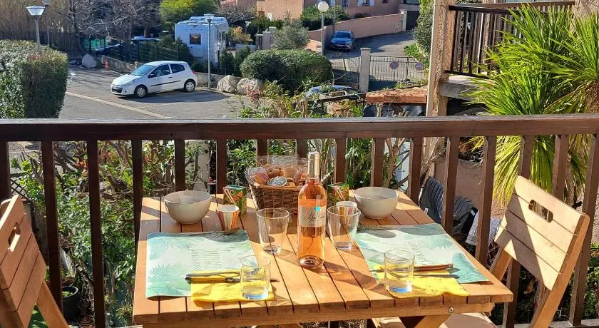 Sanary Bandol plein SUD - Image 1