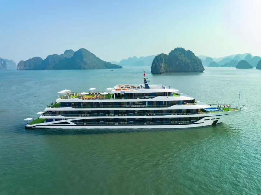 Doria Cruise - Image 1