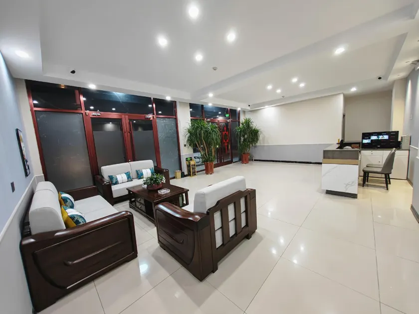 Yuejia Hotel - Image 1