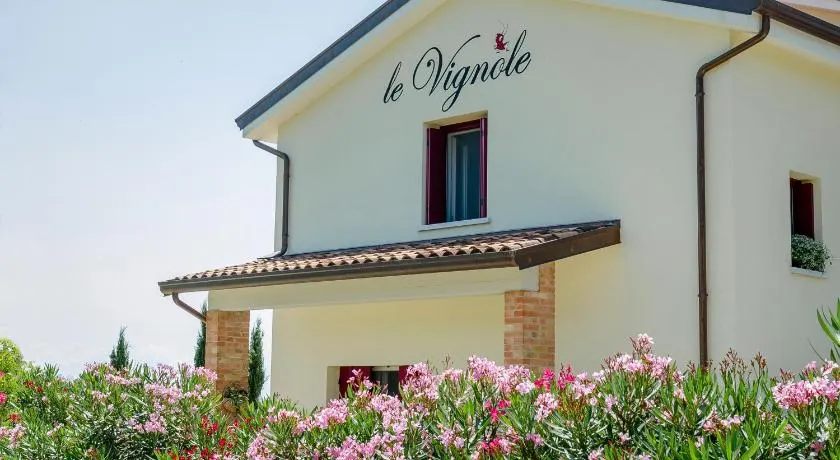 Alloggi Agrituristici Le Vignole - Image 1