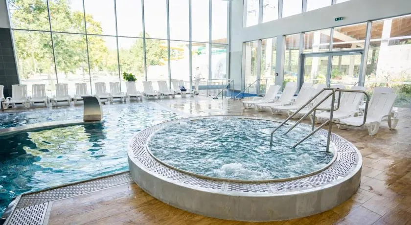 Aquasolis Spa Hotel - Image 1