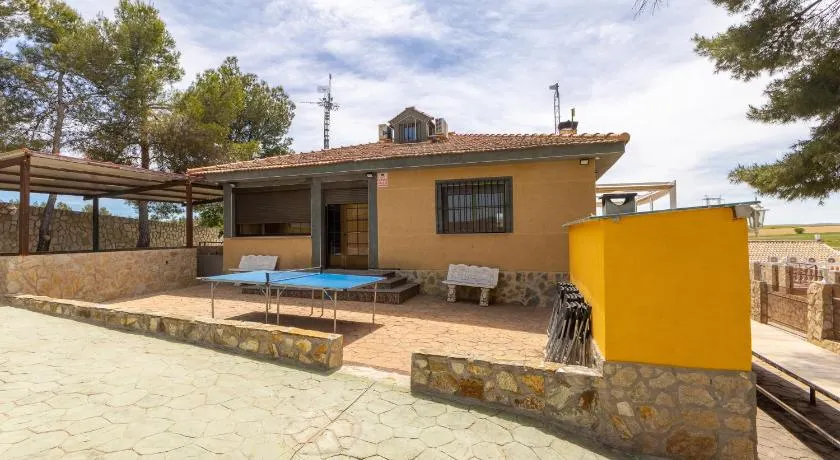 Los Almendros - Image 1