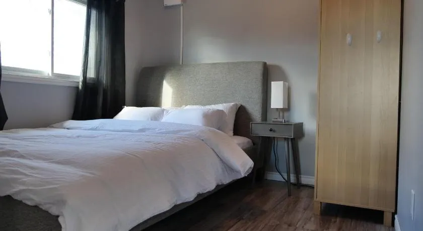 Cozy Loft in Kingston - Image 1
