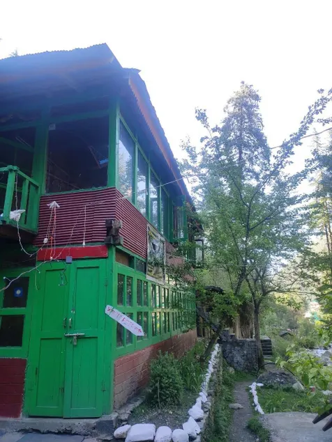 Cosy and comfortable stay next to river lato - Image 1