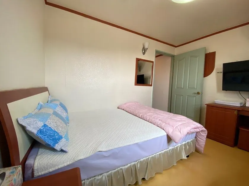 Hongcheon Green Motel - Image 1