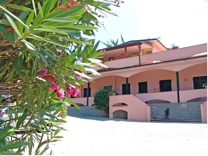 Hotel Fiascherino - Image 1