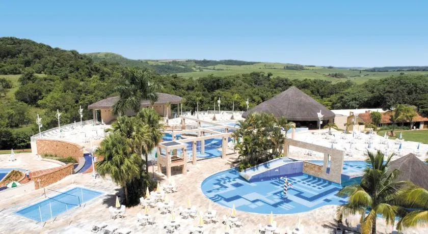 Aguativa Golf Resort - Image 1
