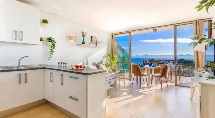 Apartment Alcudia Ocean View - Image 1