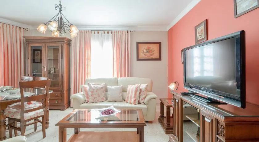 Apartamento confortável \"Calle Purgatorio Centro\" no centro histórico com varandas - Image 1
