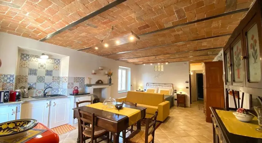 Casa Vacanze Cascina Mombello - Image 1