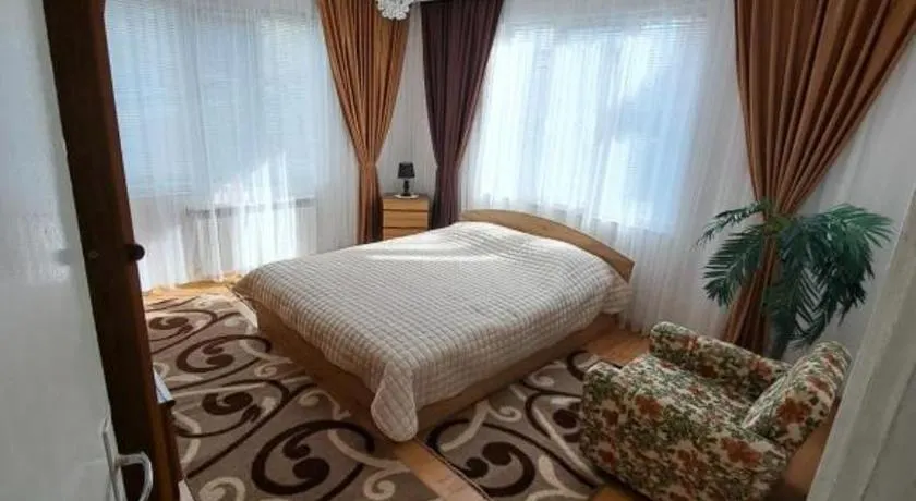 Къща за гости ЖАНИ - Image 1