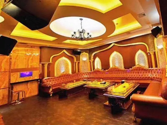 Sheng Bao Luo Hotel - Image 1