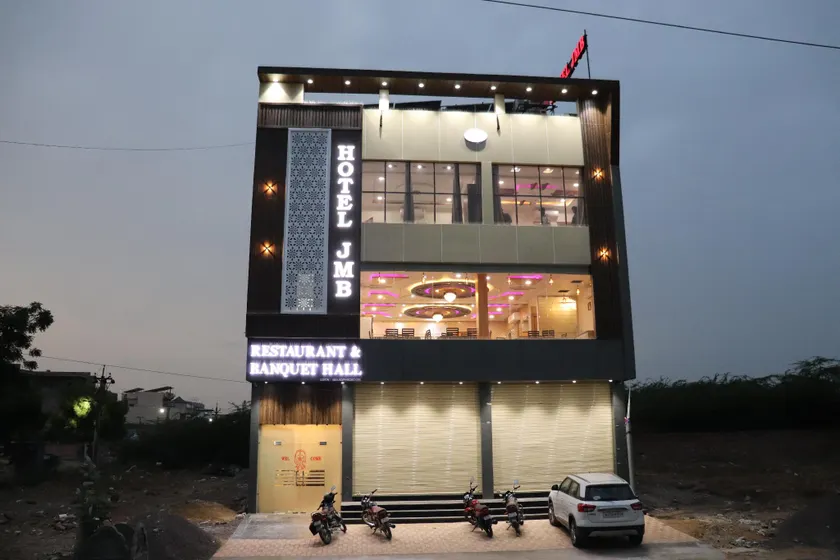 Hotel JMB - Image 1