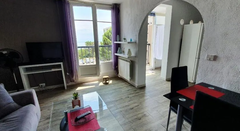 Appartement VUE MER avec parking gratuit sur place - Image 1