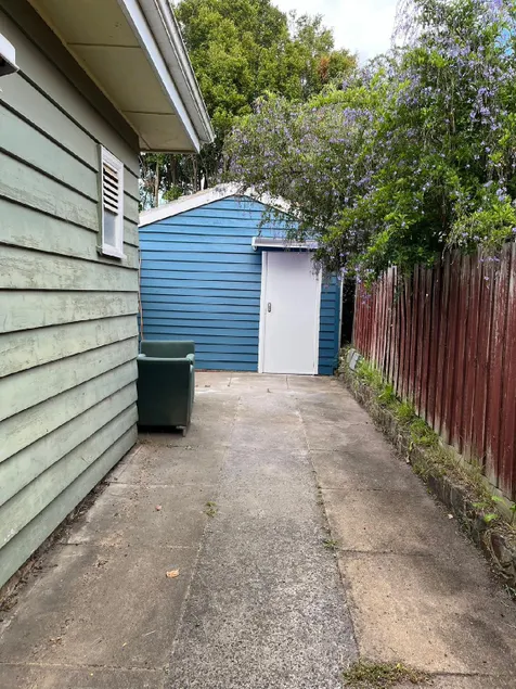 Studio Opposite to Deakin University - Image 1