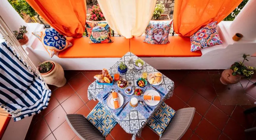 Lauricella Bed and Breakfast - Image 1