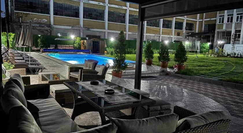 Hotel Rai - Image 1
