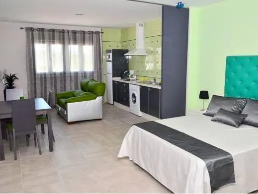 Apartamentos Turísticos La Boutique del Mar - Image 1