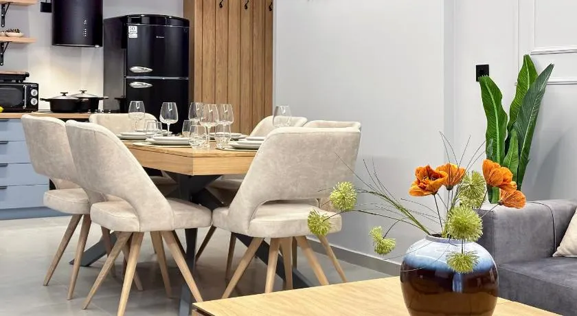 Callisto Family Apartment for 6 near Acropolis & Philopappou - Image 1