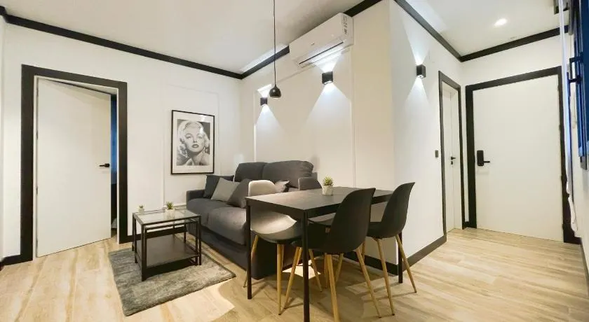 Apartamentos MK77 León - Lancia - Image 1