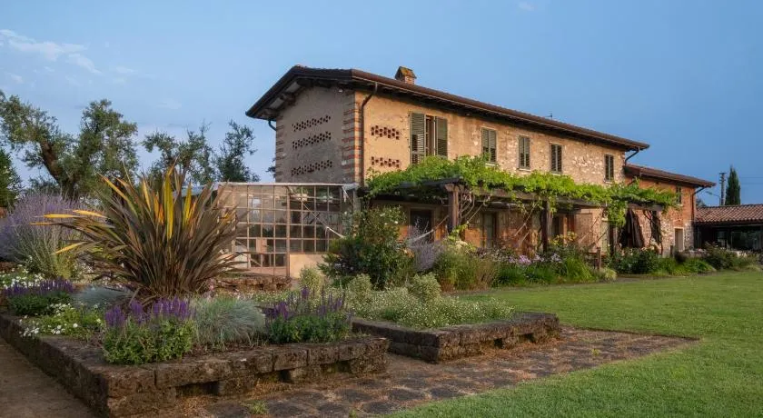 Olimagio Farm Stay with animals and 25m pool, beach at cycling distance - Image 1