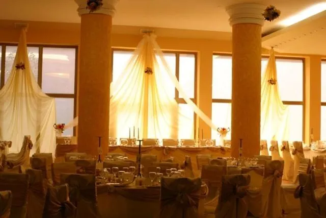 Hotel Decebal - Image 1