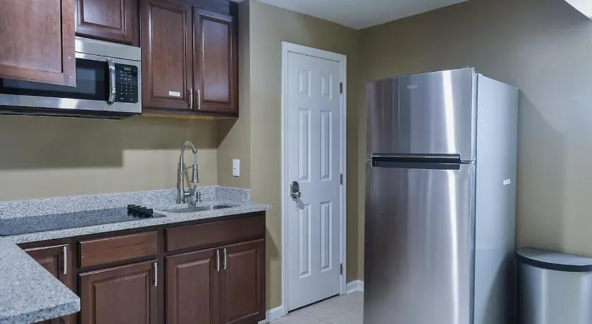 Elegant Studio Suite - Near DC & Top Attractions - Image 1