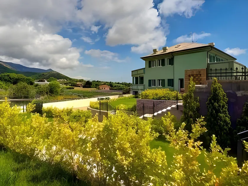 Villamir B&B - Image 1