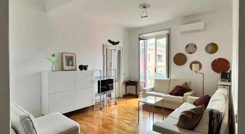 Isola Accogliente Apartment - Image 1