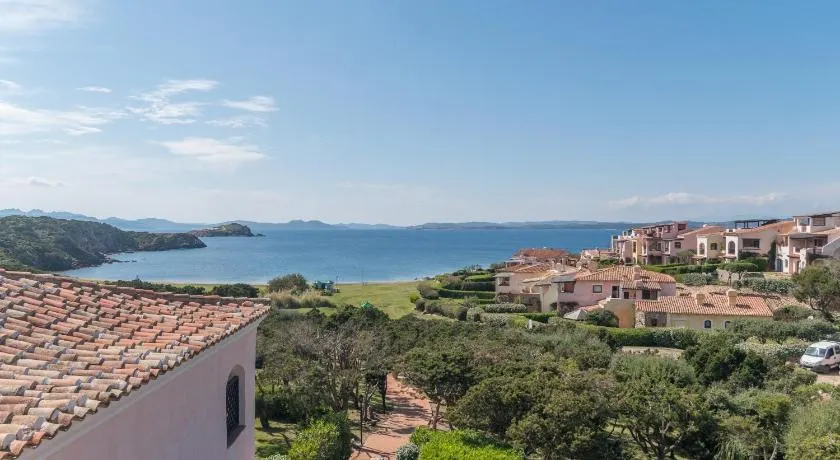 Merveilleux appartement avec terrasse et jardin | Vue plage | À côté de la plage - Image 1