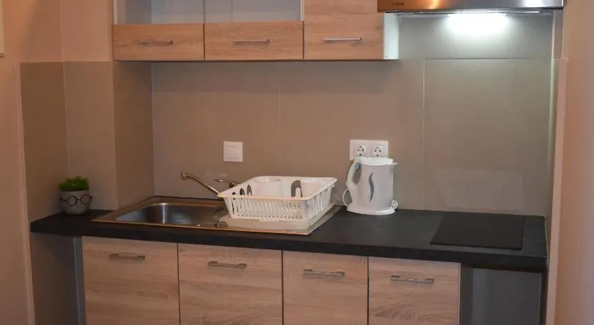 Korina's Apartments - Image 1