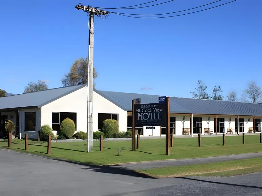 Mt Cook View Motel - Fox Glacier - Image 1