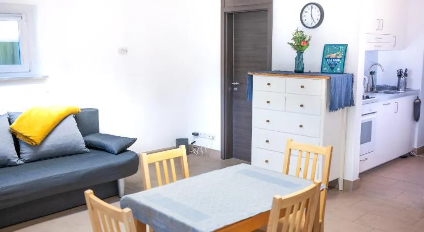 Wohnung in Loschwitz mit Parkplatz - Image 1