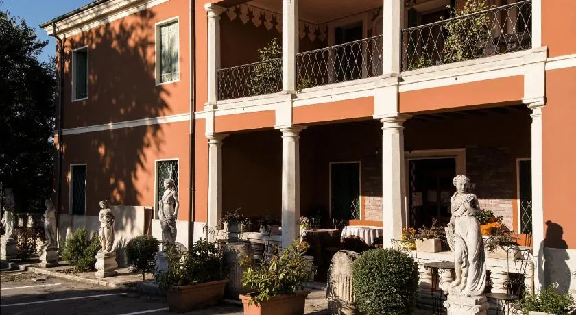 Villa Bonin - Image 1