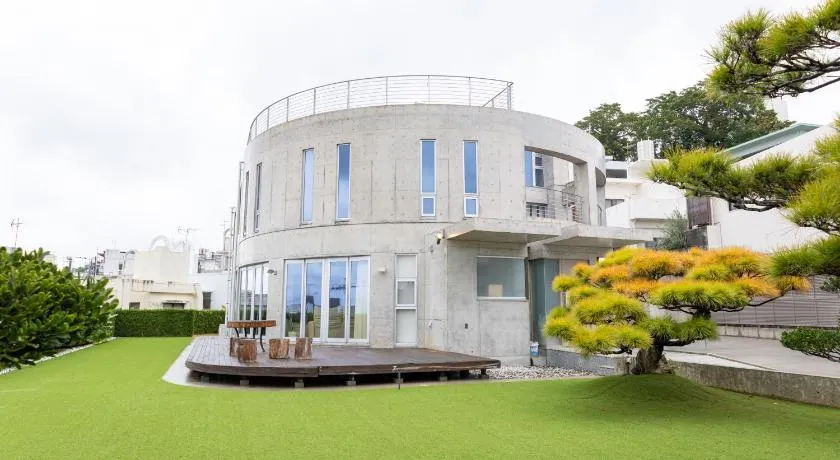 Urban View Villa - Image 1