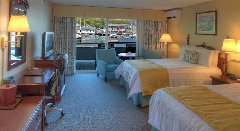 Browns Wharf Inn - Image 1