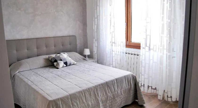 RomAmourHouse - Image 1