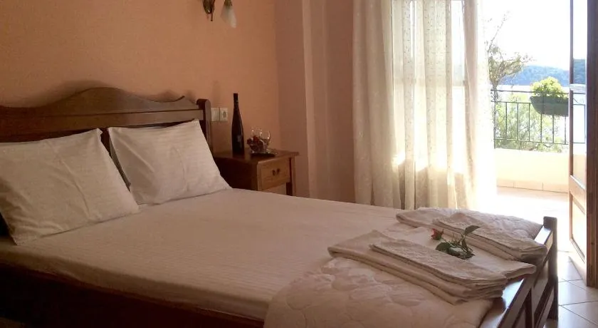 Naiada Apartments Milina - Image 1