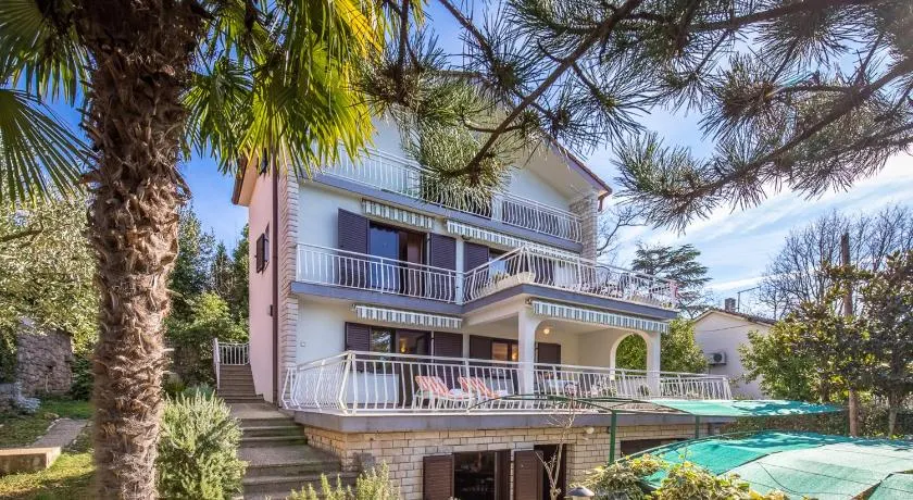 Villa Calma by El-Pi Tours - Image 1