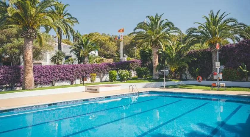 HolaCamp Sitges Relax - Image 1