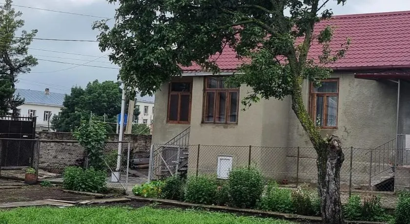 Old place - Image 1