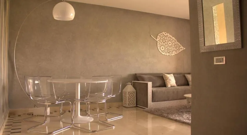 Prestigia Golf City Apartment - Image 1