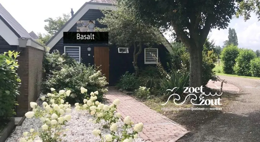 Holiday Home BASALT 6 p Amsterdam and the beach - Image 1