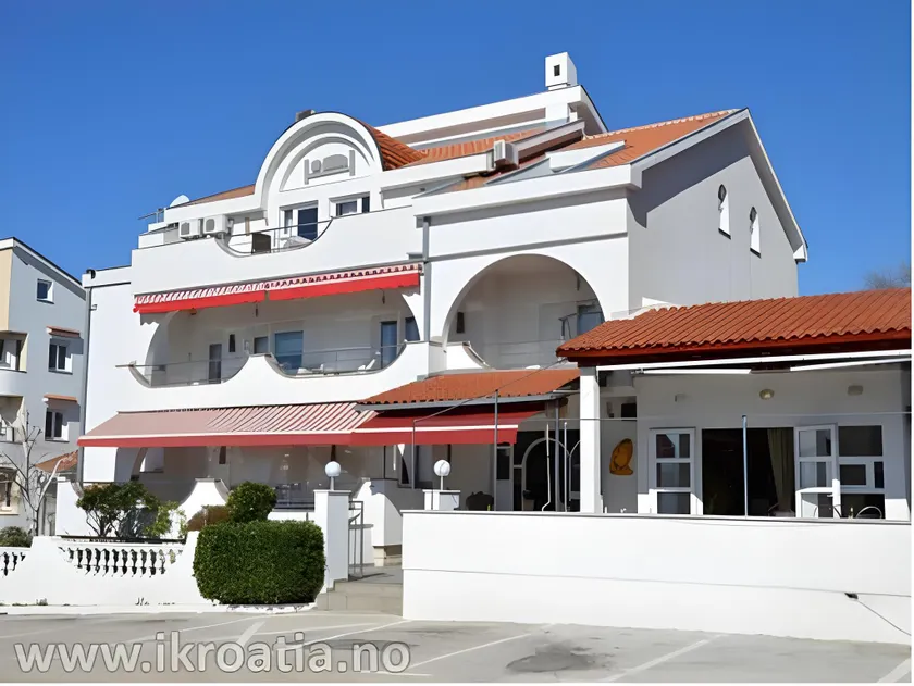 Garfild Guest house - Image 1
