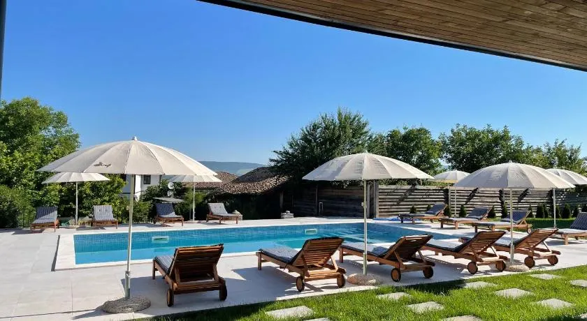 Mutafova Guest House - Image 1