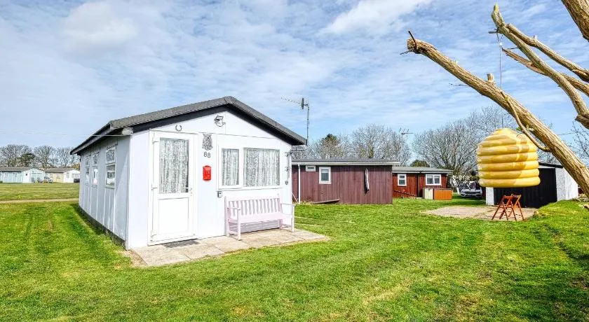 Two Hoots est un chalet charmant et élégant situé à Mundesley. - Image 1